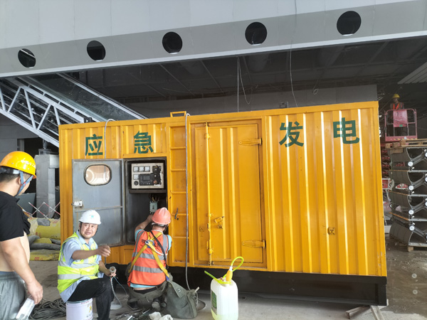 阜宁怎样判断空气滤清器是否需要更换？